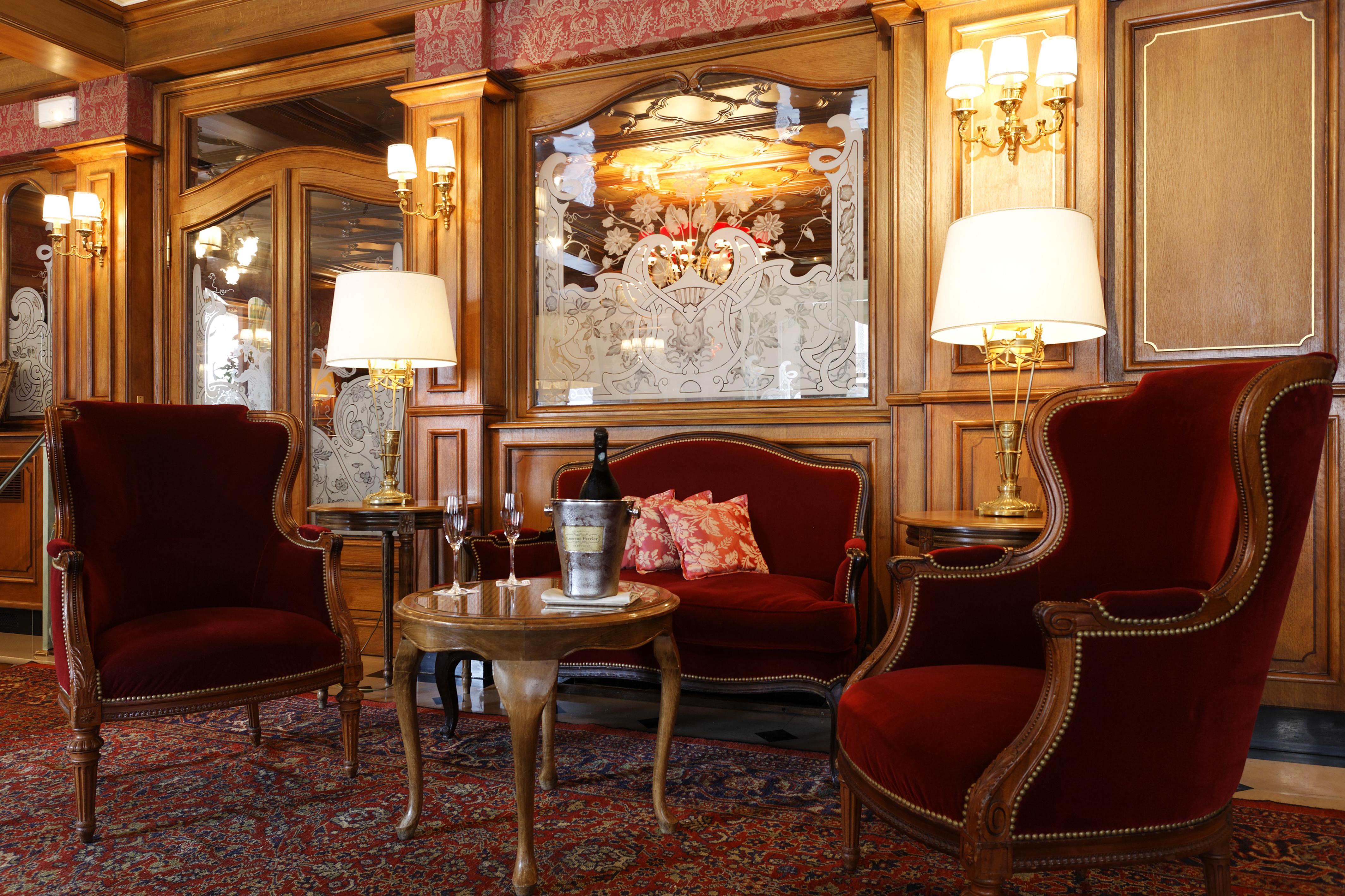 Hotel Regina Louvre Paris Luaran gambar The lobby