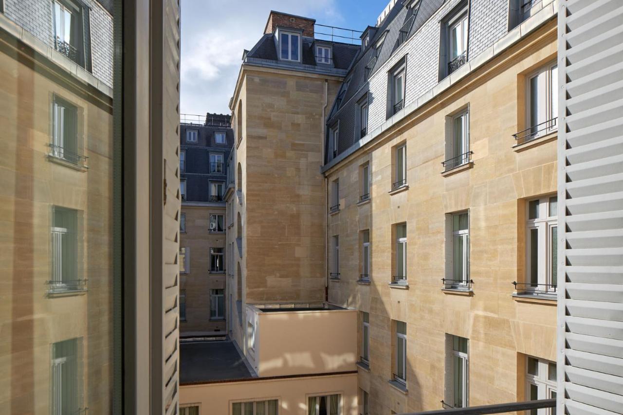 Hotel Regina Louvre Paris Luaran gambar The courtyard of the Hôtel de Matignon