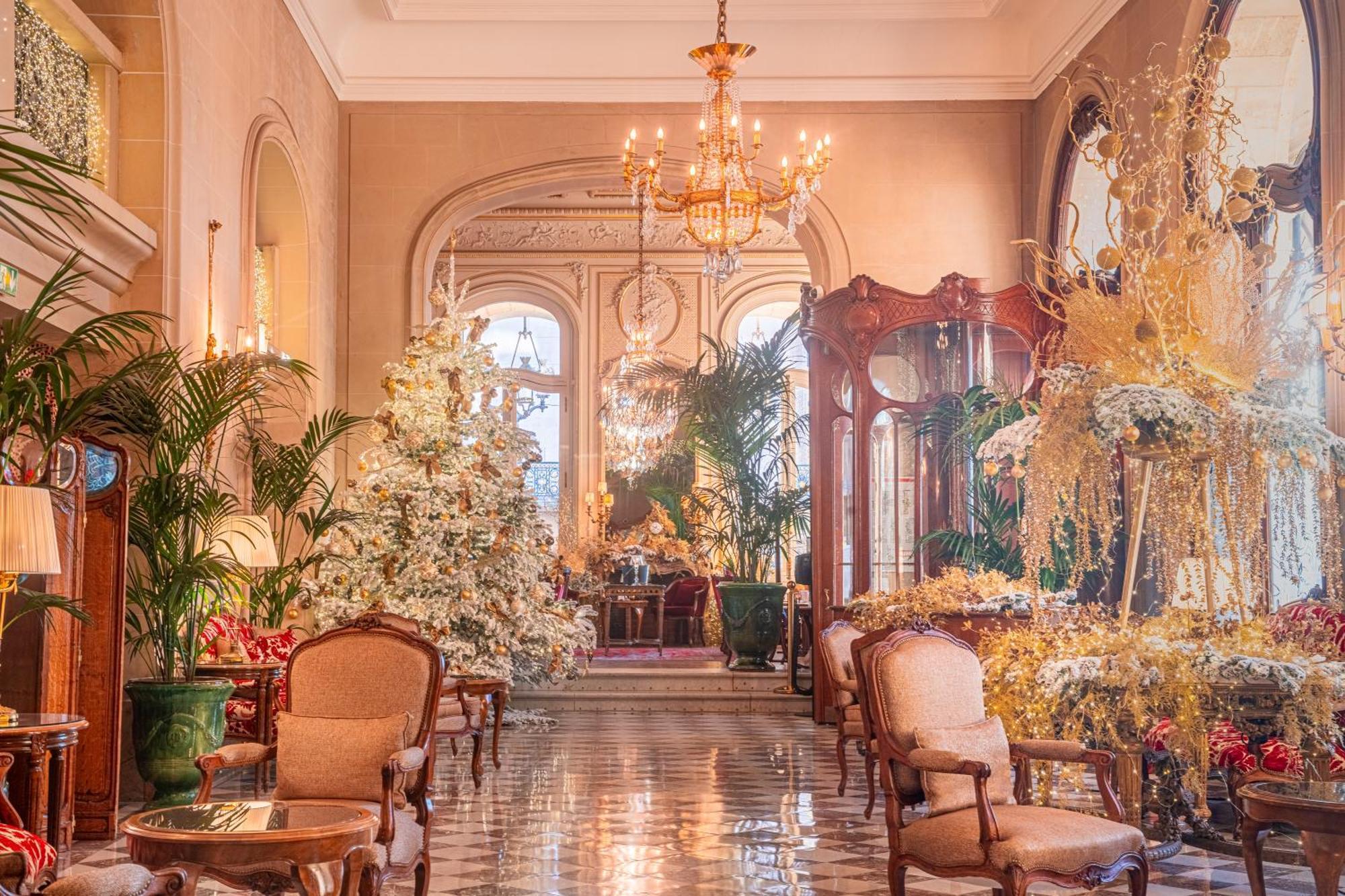 Hotel Regina Louvre Paris Luaran gambar The lobby of the Pierre Hotel