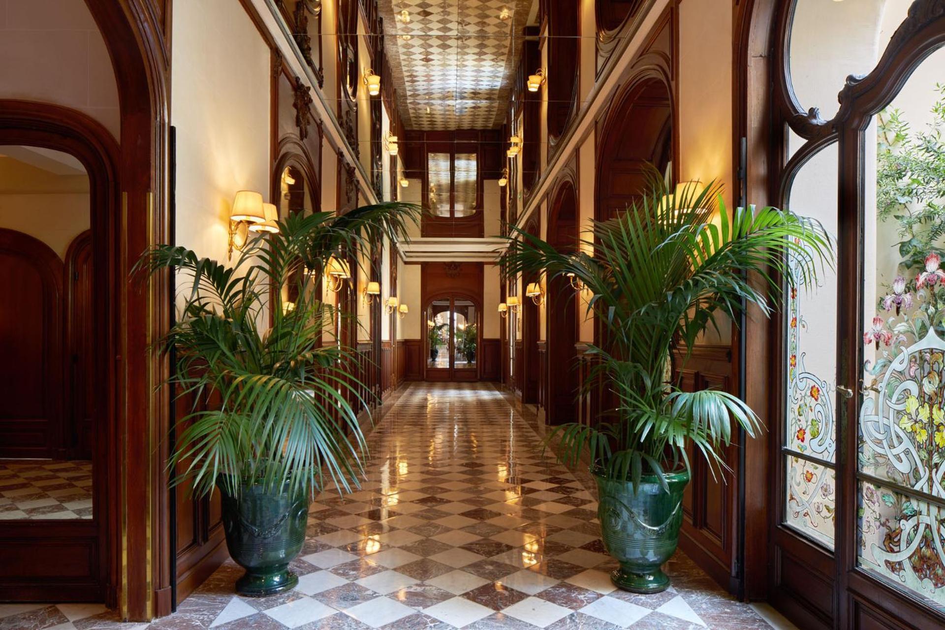 Hotel Regina Louvre Paris Luaran gambar Interior of the hotel
